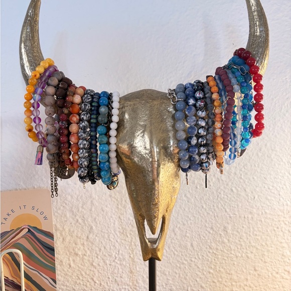 Bracelets - Picture 2 of 5